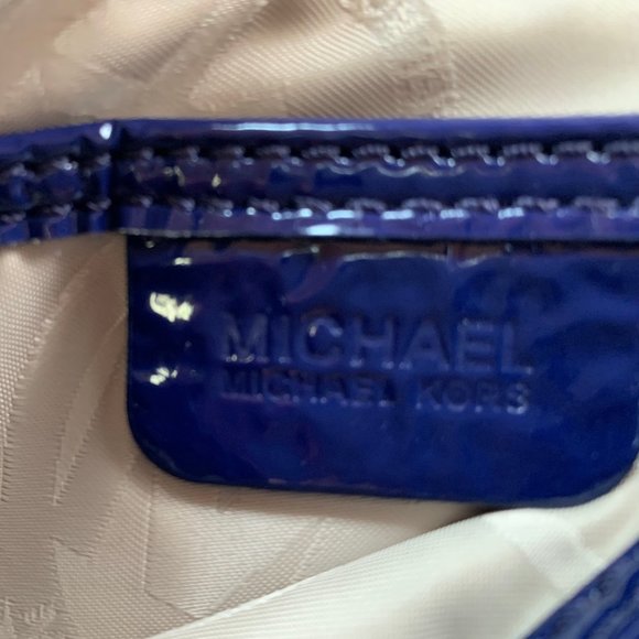 Michael Kors midnight blue small with gold buckles - Picture 3 of 5